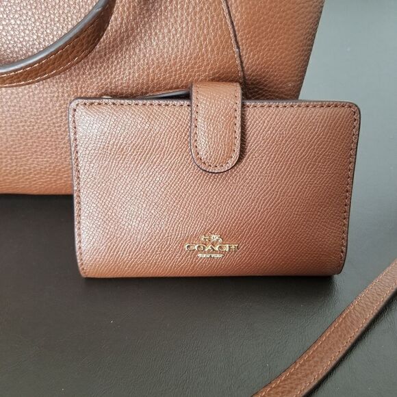 NWT Coach Tote and Wallet - Picture 10 of 11